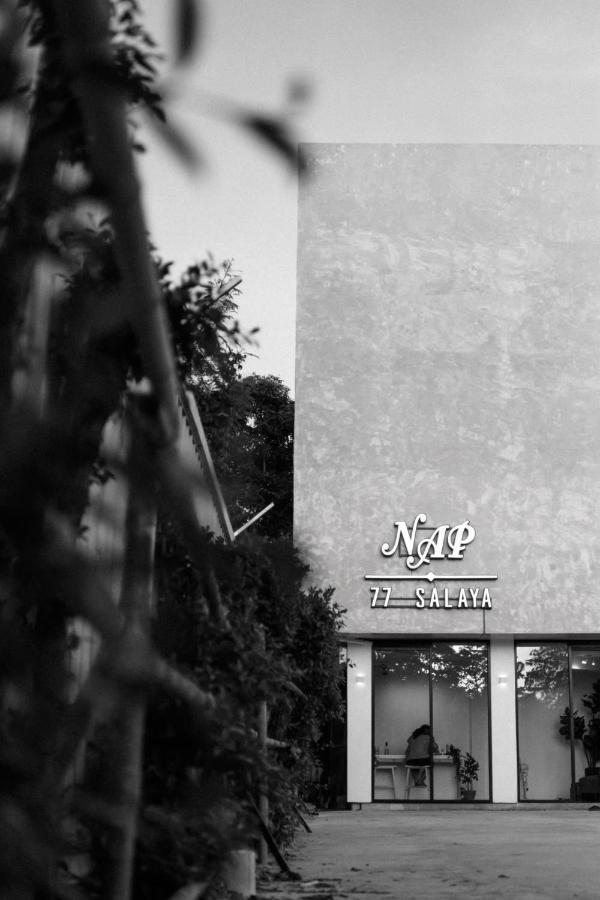 ホテル Nap77 サラヤ エクステリア 写真